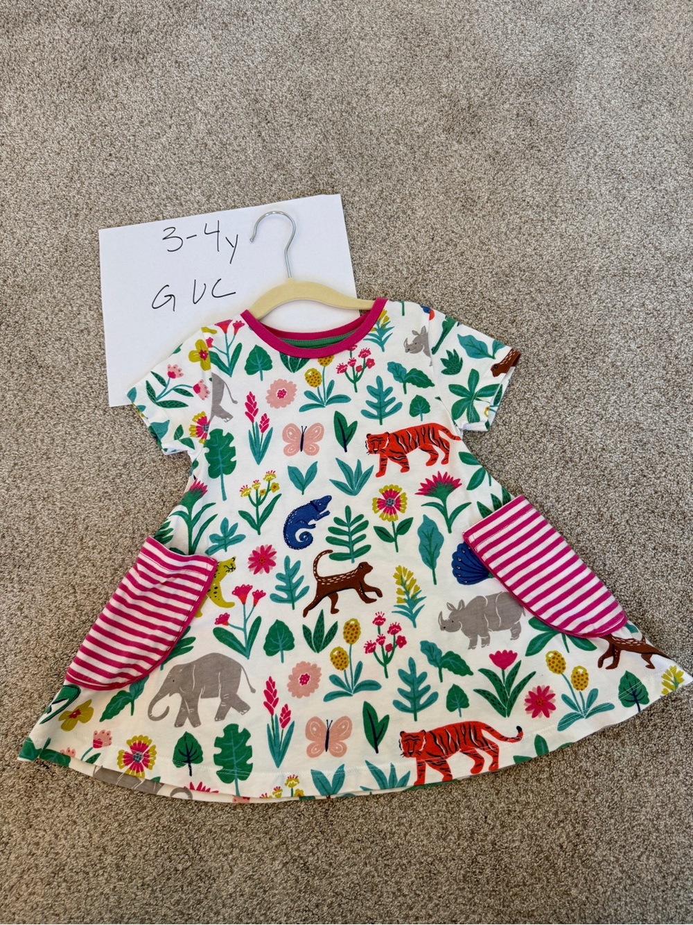 Mini Boden White Dress with Multicolor Animal Print and Pink Pockets